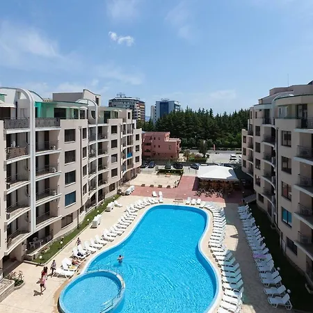 ❤kitchen & Balcony Pool View, 1 Bedroom Ap ❤tz❤ דירה סאני ביץ'
